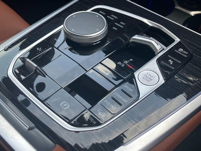 2025 BMW X5 缩略图 41