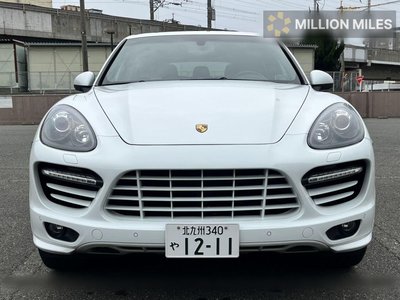 PORSCHE CAYENNE - 10