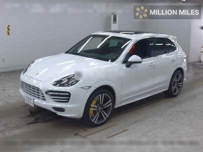 PORSCHE CAYENNE - 4