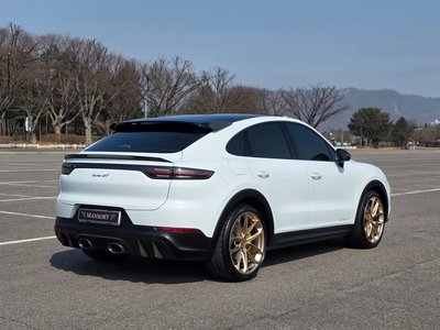 PORSCHE CAYENNE - 4