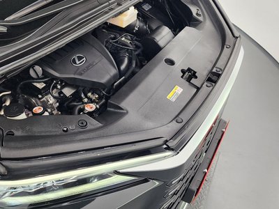 2025 Lexus LM — миниатюра 30