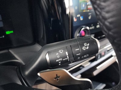 2025 Lexus LM — миниатюра 42