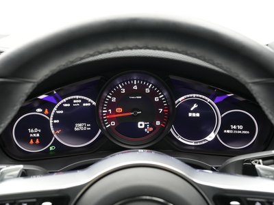 PORSCHE CAYENNE - 6