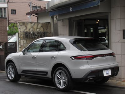 PORSCHE MACAN - 7
