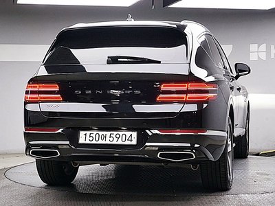 صورة 3 لـ 2023 Genesis GV80