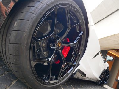 صورة مصغرة 21 لـ 2025 Lamborghini REVUELTO