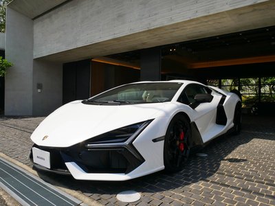 صورة مصغرة 11 لـ 2025 Lamborghini REVUELTO