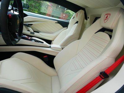 صورة مصغرة 30 لـ 2025 Lamborghini REVUELTO