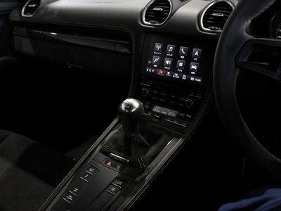 2020 Porsche 718 缩略图 23