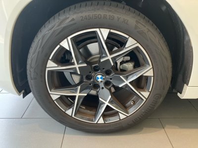 صورة مصغرة 30 لـ 2025 BMW X3