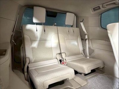 TOYOTA LAND CRUISER 300 - 7