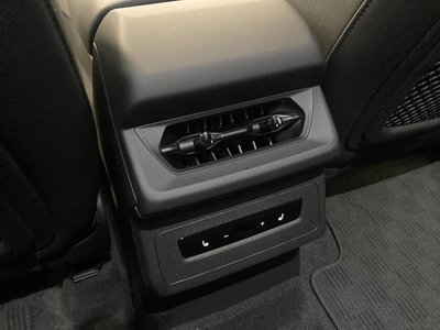 صورة مصغرة 23 لـ 2025 AUDI Q6 E-TRON