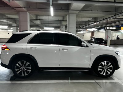 2025 Mercedes-BENZ GLE — фото 4