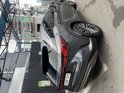 صورة 4 لـ 2023 Lexus RX