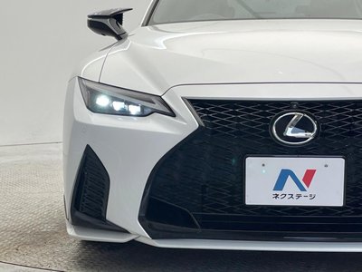 2022 Lexus IS thumbnail 29