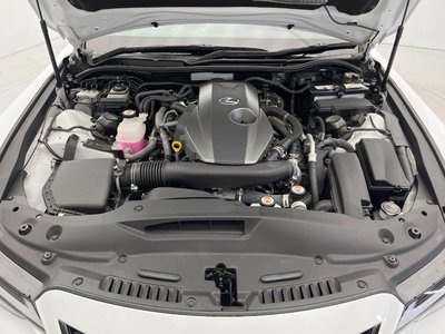 2022 Lexus IS thumbnail 21