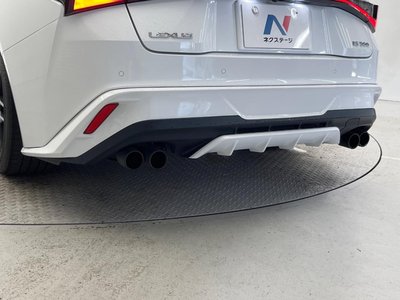 2022 Lexus IS thumbnail 4