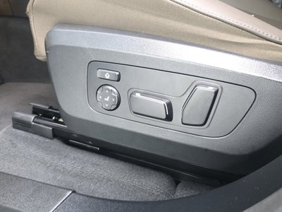 2025 BMW X3 thumbnail 32