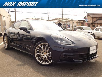 PORSCHE PANAMERA - 10