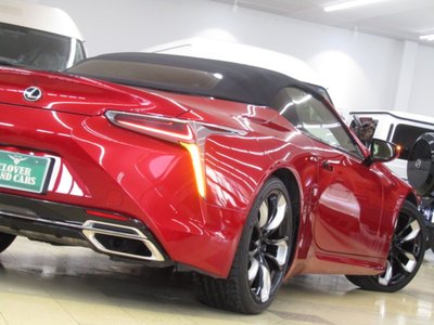 2021 Lexus LC CONVERTIBLE thumbnail 32