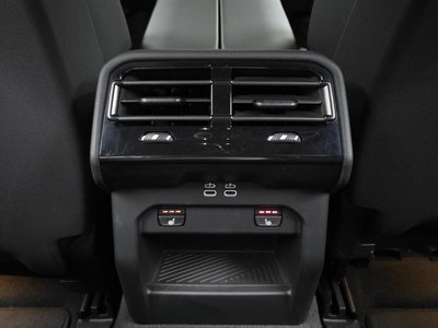 صورة مصغرة 19 لـ 2024 BMW 5 SERIES