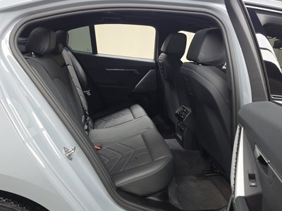 صورة مصغرة 12 لـ 2024 BMW 5 SERIES