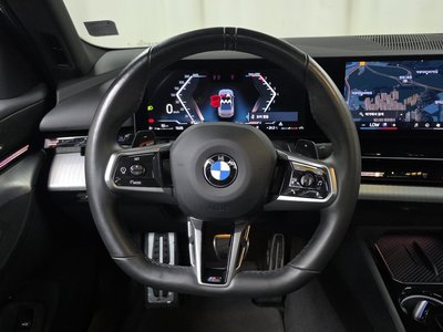 صورة مصغرة 13 لـ 2024 BMW 5 SERIES