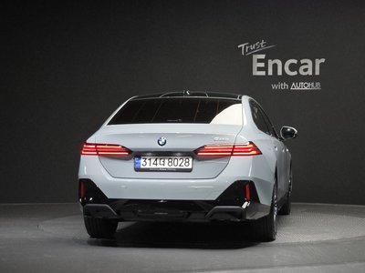 2024 BMW 5 SERIES — фото 4