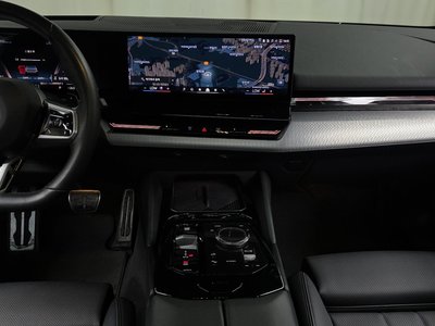 صورة مصغرة 14 لـ 2024 BMW 5 SERIES