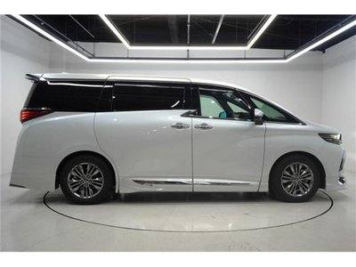 TOYOTA ALPHARD - 4
