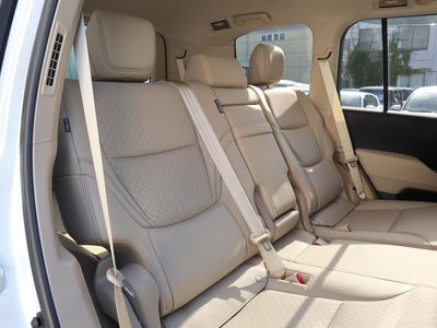 2025 Toyota LAND CRUISER 300 — миниатюра 15