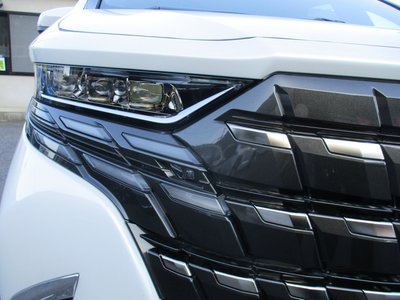 TOYOTA ALPHARD - 4