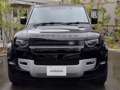 LAND ROVER DEFENDER - 7