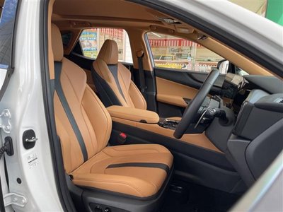 2025 Lexus NX — миниатюра 17
