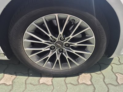 GENESIS G80 (RG3) - 5