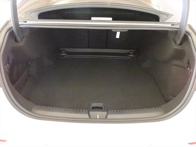 MERCEDES-BENZ E-CLASS - 10
