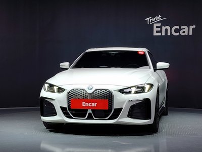 2025 BMW I4 — фото 2