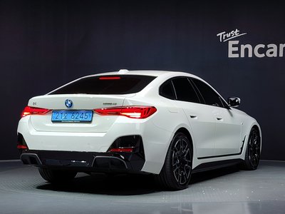 2025 BMW I4 — фото 4