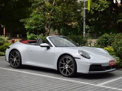 PORSCHE 911 CABRIOLET