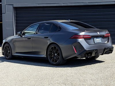 2024 BMW M5 照片 5