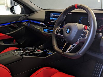 2024 BMW M5 thumbnail 15