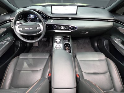 صورة 5 لـ 2023 Genesis GV70