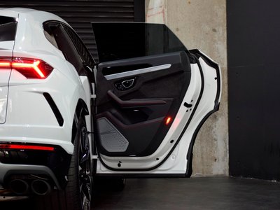 2019 Lamborghini URUS thumbnail 78