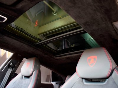 2019 Lamborghini URUS thumbnail 63