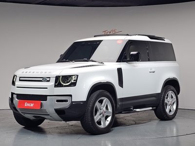 LAND ROVER DEFENDER - 1