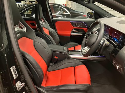 MERCEDES-BENZ GLA AMG - 4