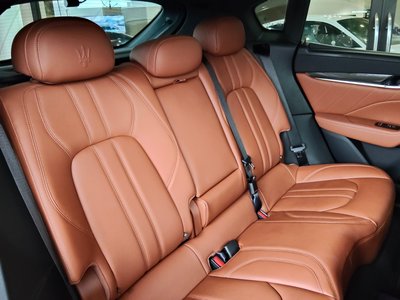 2021 Maserati LEVANTE — миниатюра 37