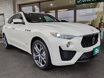 2021 Maserati LEVANTE — фото 8