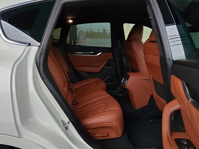 2021 Maserati LEVANTE — миниатюра 35