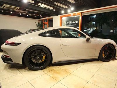 PORSCHE 911 - 8